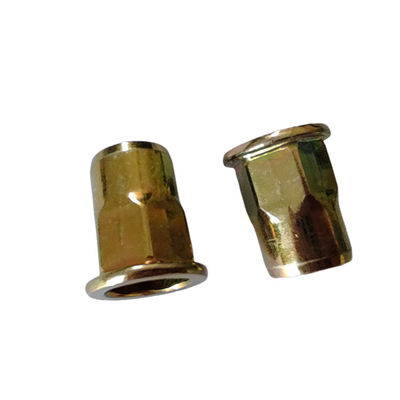 Industria general Nut de remachado abierto semi-hex con revestimiento de zinc amarillo en medición métrica
