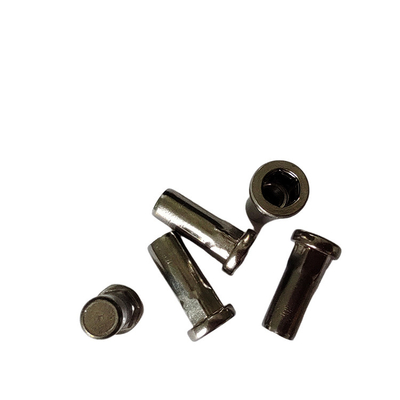 Nudo de remachado de extremo cerrado de cabeza plana semihex para aplicaciones duraderas y resistentes