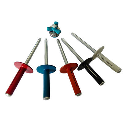 Fabricante confiable de remaches impermeables duraderos con grado A2-70/A4-80 y estándar DIN