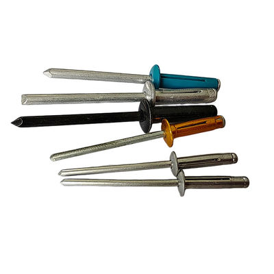 Fabricante confiable de remaches impermeables duraderos con grado A2-70/A4-80 y estándar DIN