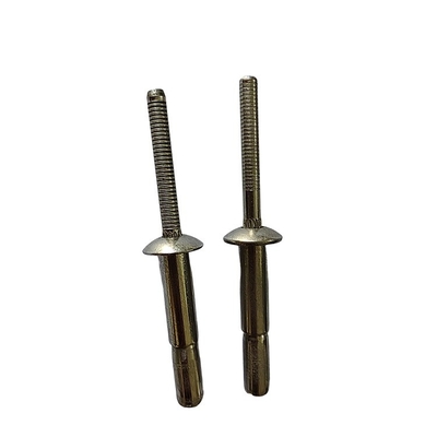 Rivets ciegos de tipo de bloqueo competitivo en material de acero inoxidable con acabado brillante