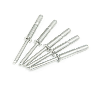 Rivet ciego de tipo abierto de acero inoxidable con cabeza abovedada y tallo pintado de negro