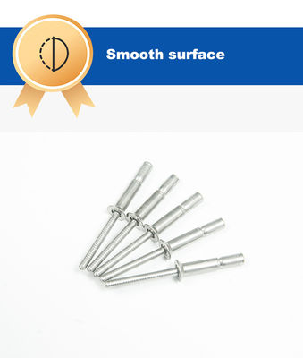 Cabecera contrafundida venta al por mayor de acero inoxidable Riva ciega de agarre múltiple para automoción