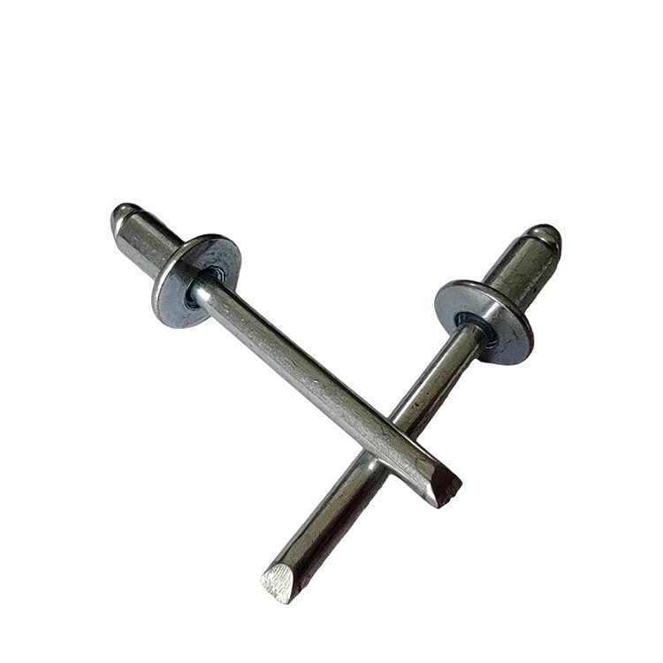 10 mm de longitud de hierro de extremo abierto Rivets ciegos duradero cabeza redonda de alta resistencia para la industria