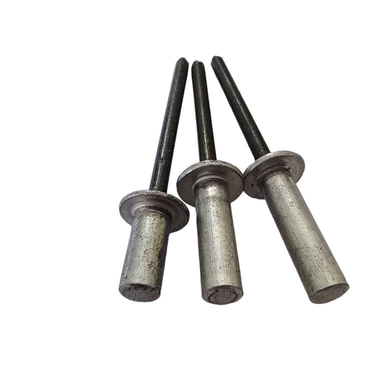 Rivet ciego de cabeza redonda de aluminio-hierro de extremo cerrado para aplicaciones de trabajo pesado